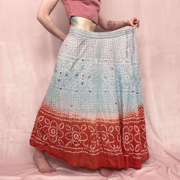 Vintage Max Mehra Red Blue Tie Dye Flowy Sparkly Sequins Maxi Skirt, Fits S-XXL - Picture 4 of 4